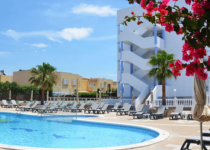 Hotel de 3 estrellas: Hotel Apartamentos Vibra San Marino